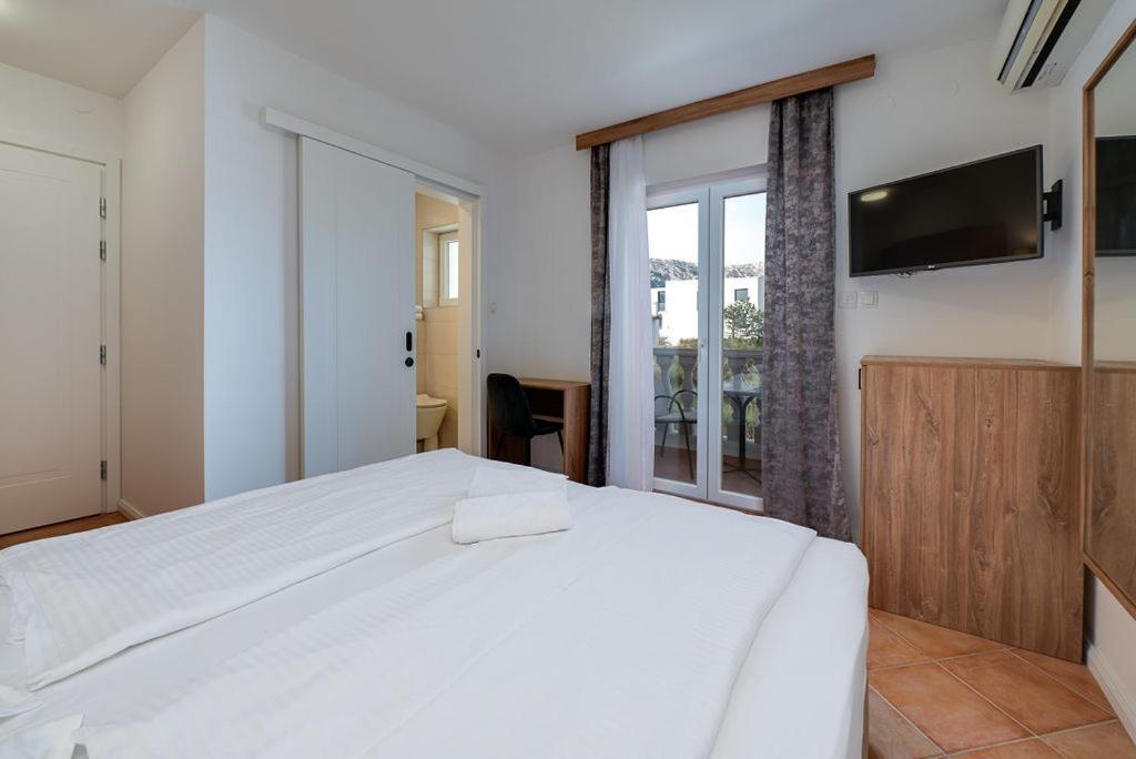 Bed & Breakfast Dosen III Baška Buitenkant foto