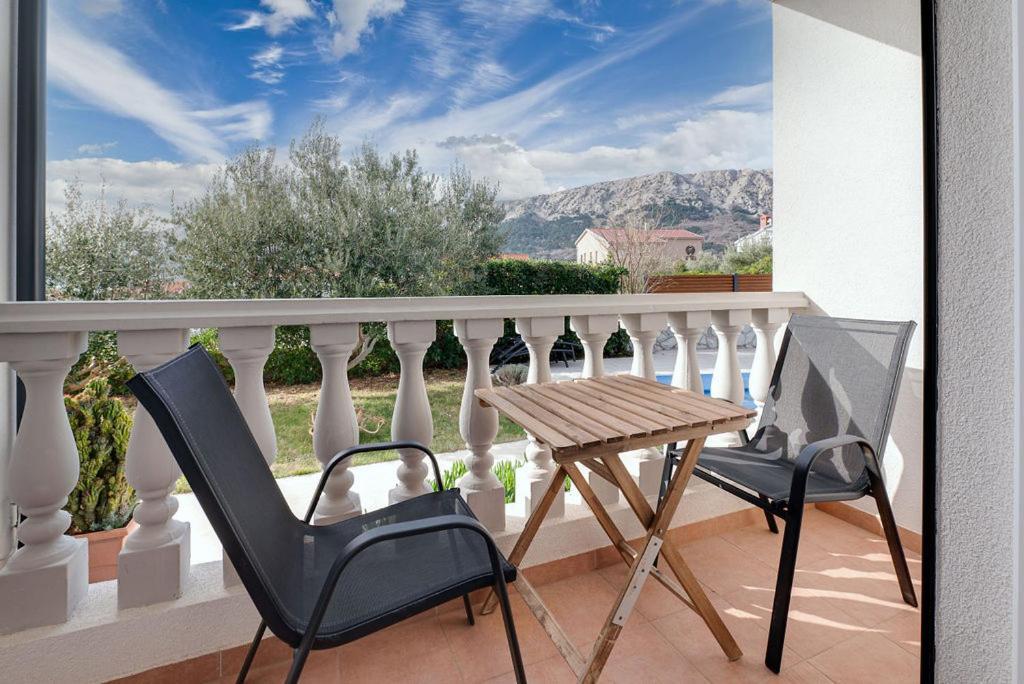 Bed & Breakfast Dosen III Baška Buitenkant foto